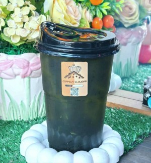 ชาเขียวใสน้ำผึ้ง (Green tea with honey)
