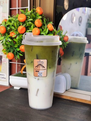 ชาเขียวนมสดมะพร้าวน้ำหอม (Coconut Milk Green Tea)